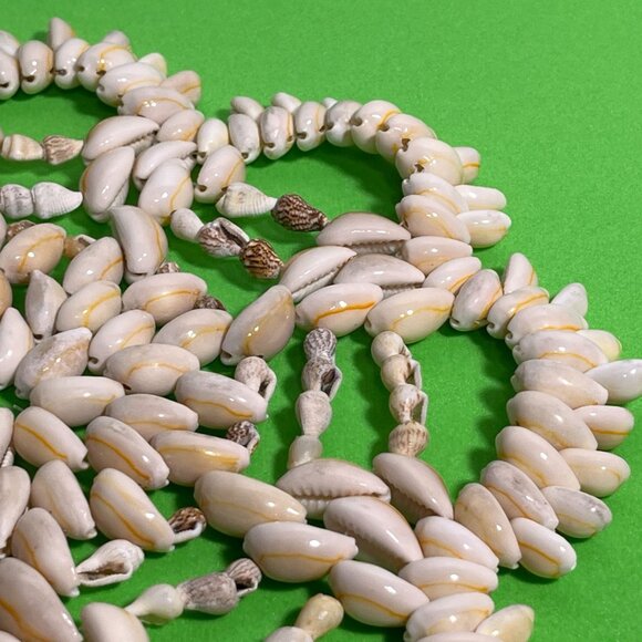 Vintage Natural Cowrie Shell Boho Trivet 8.5 inch - Picture 8 of 9